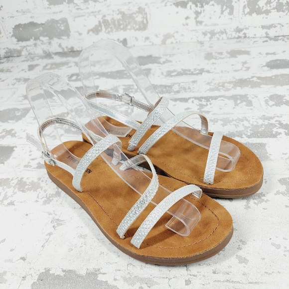 NEW Steve Madden Tan Silver Buckle Strappy Summer Sandals F764 - Picture 4 of 12